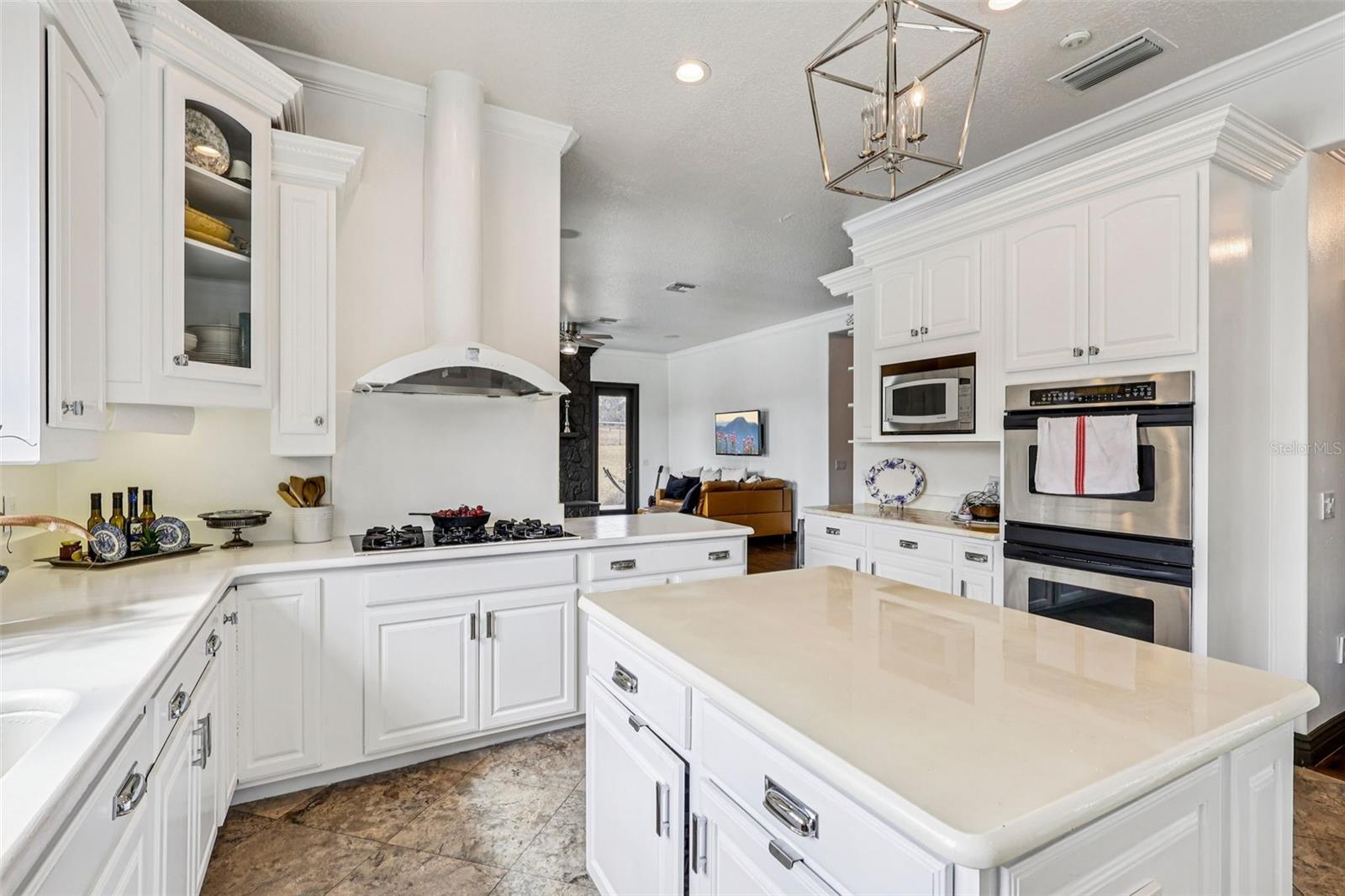 Image 18 of 61 For 36530 Lazy B Lane