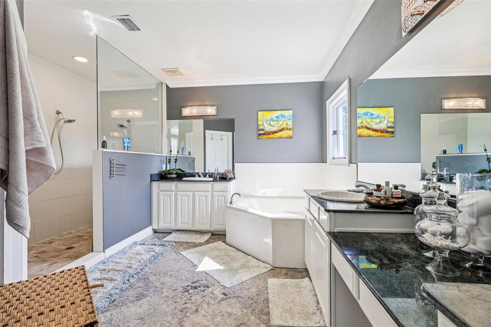 Image 30 of 61 For 36530 Lazy B Lane