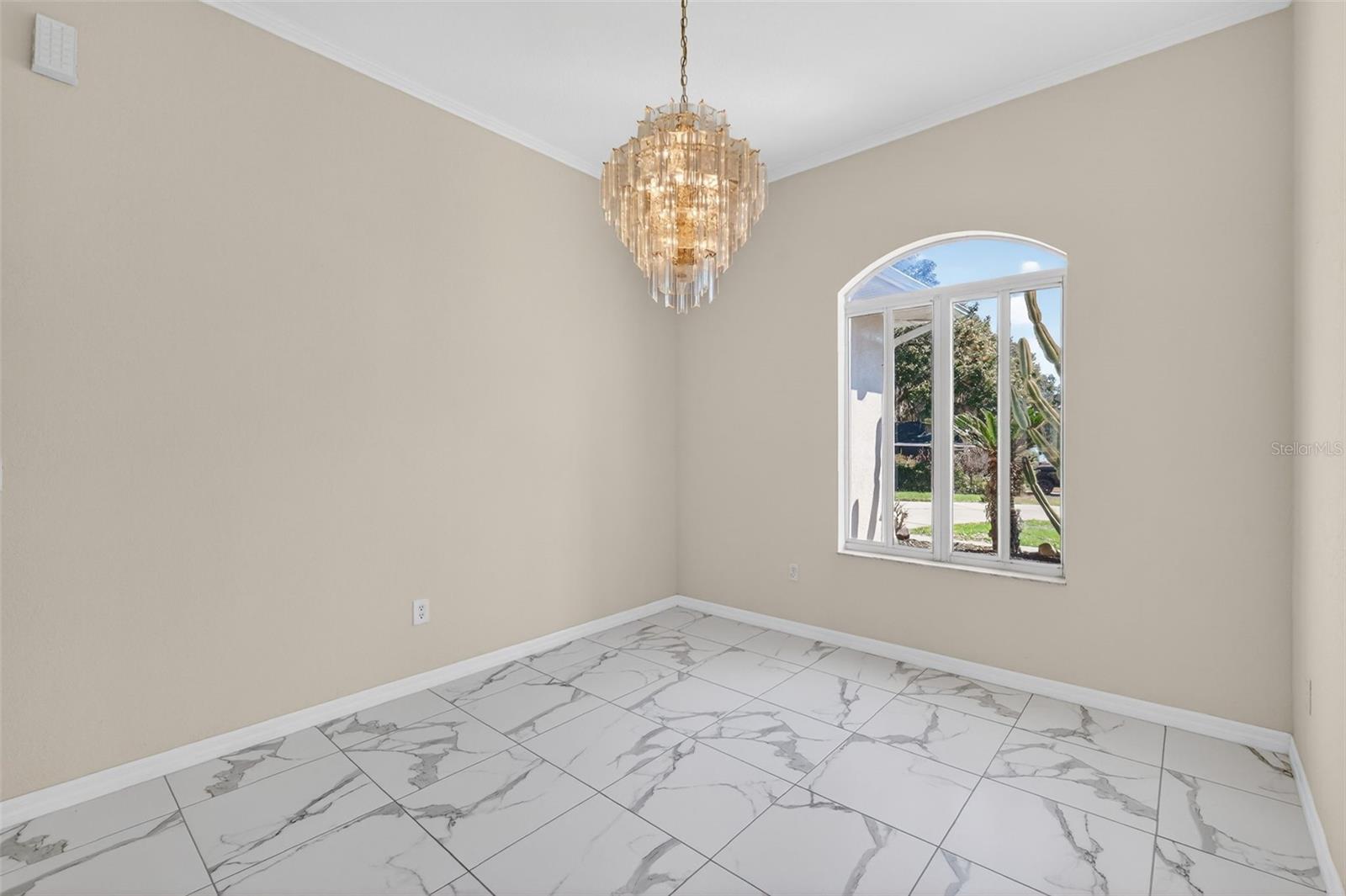 Listing photo id 11 for 34245 Rosa Lane