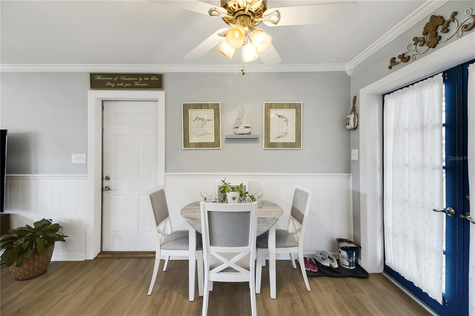 Image 8 of 36 For 2602 Western Way