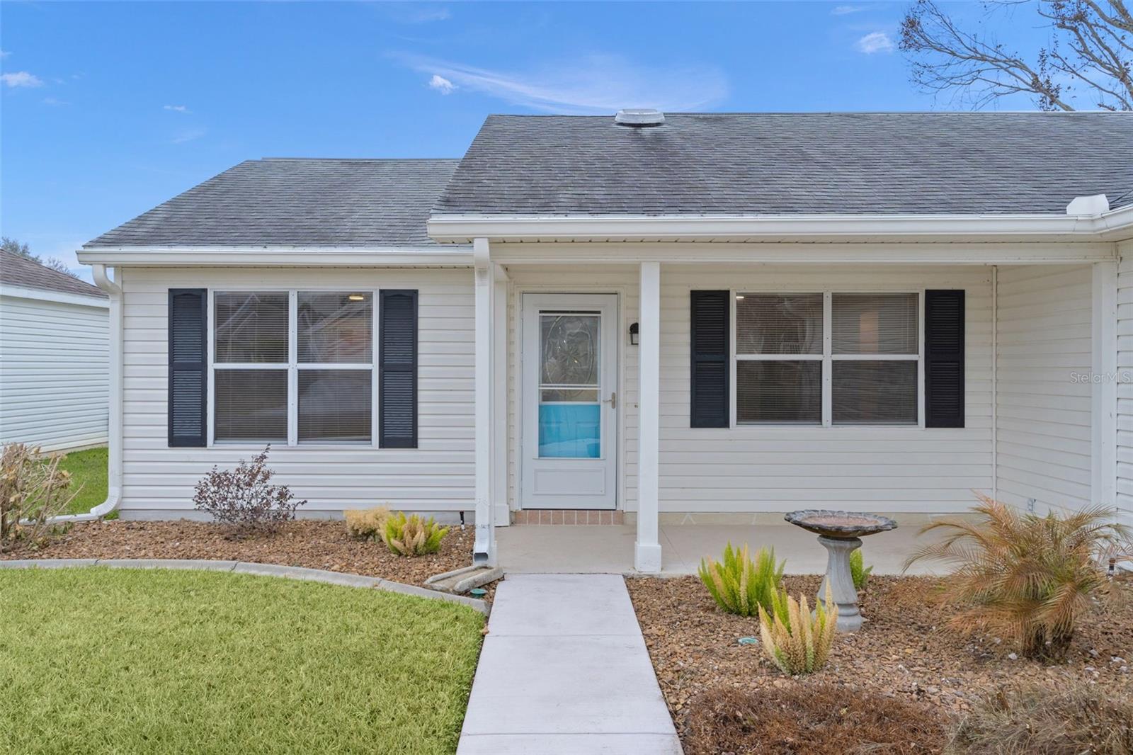 Image 4 of 38 For 807 Ramos Drive