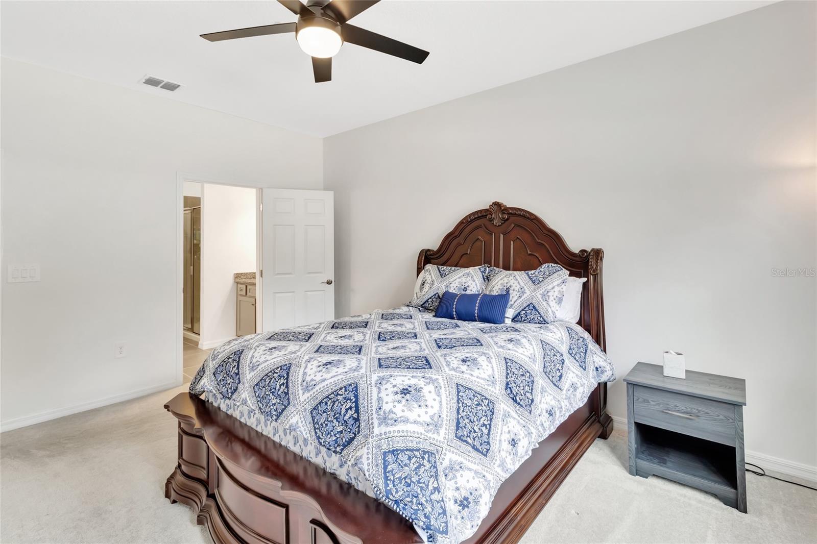 Image 21 of 46 For 3984 Mayhill Loop