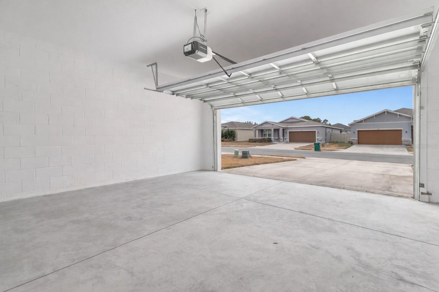 Image 34 of 46 For 3984 Mayhill Loop