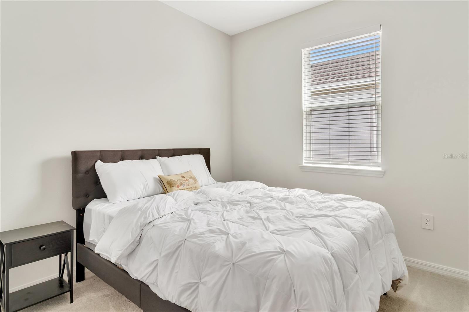 Image 9 of 46 For 3984 Mayhill Loop