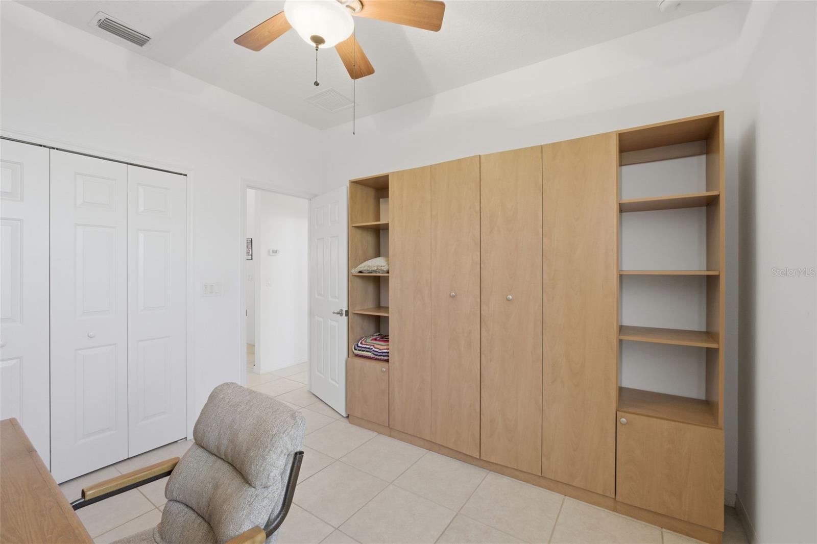 Image 23 of 39 For 5922 Sage Leaf Place