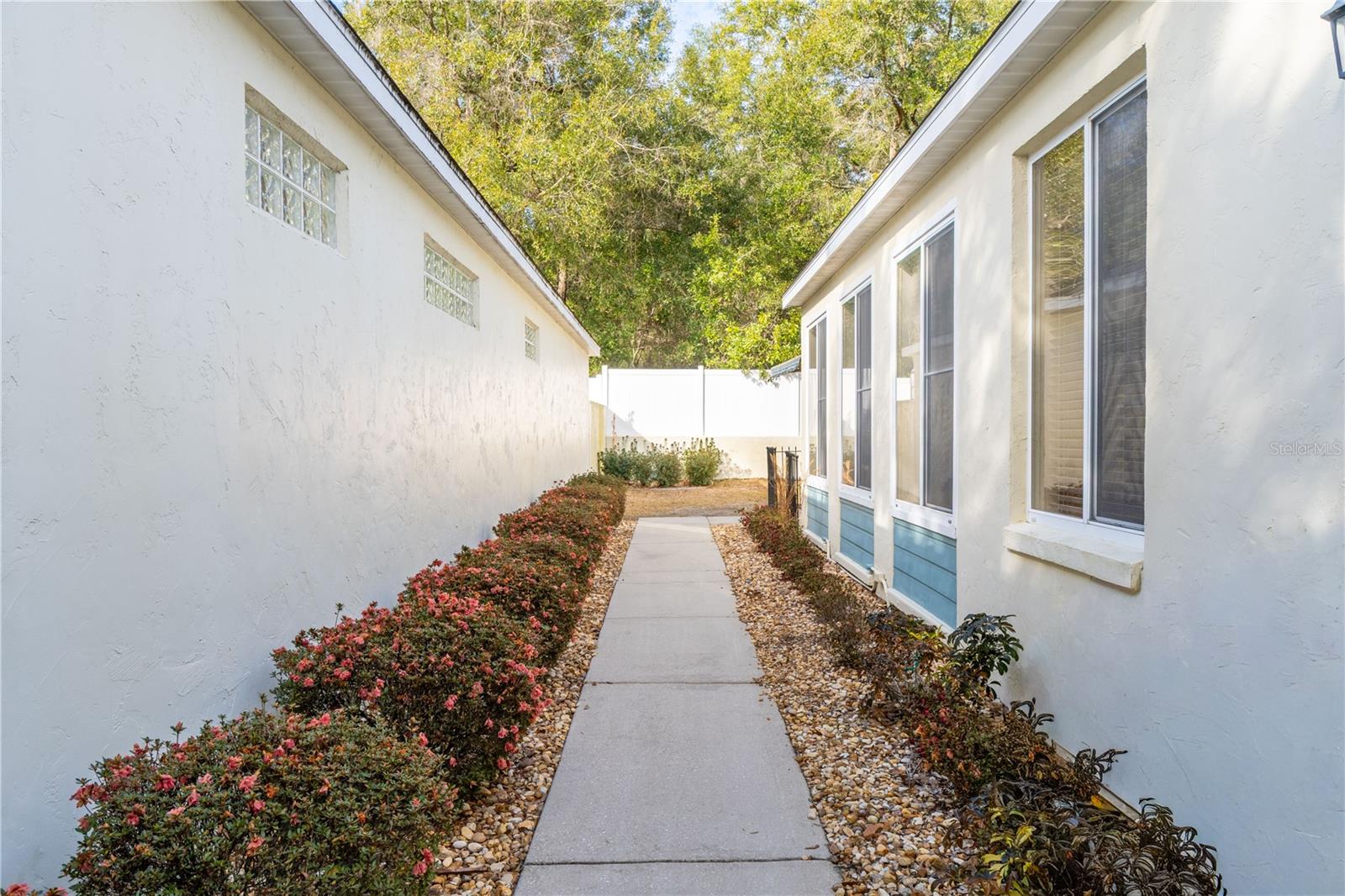 Image 5 of 31 For 2432 33rd Court