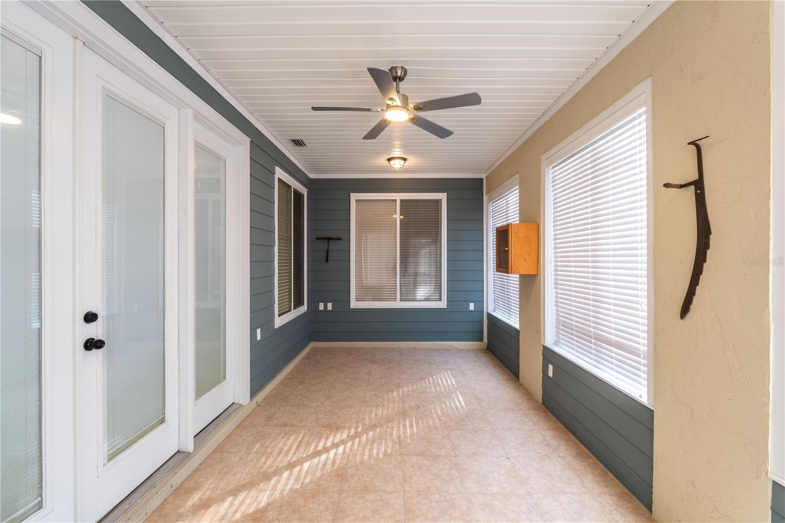 Image 8 of 31 For 2432 33rd Court