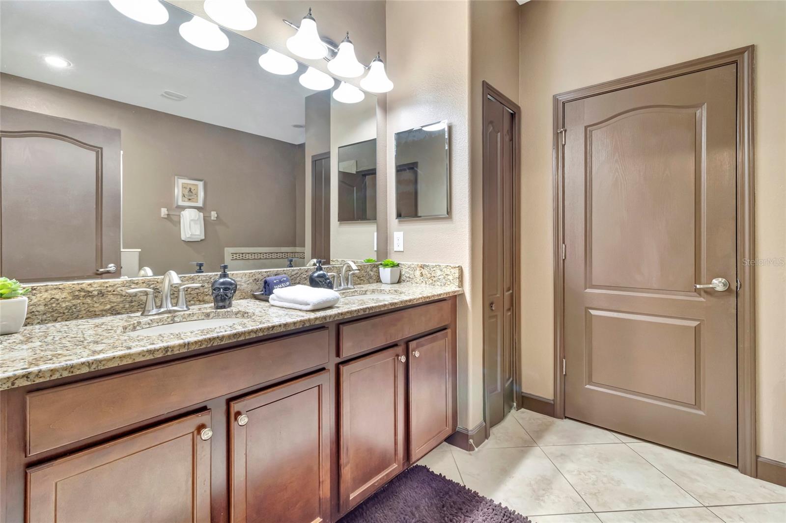 Image 22 of 59 For 1424 Wexford Way