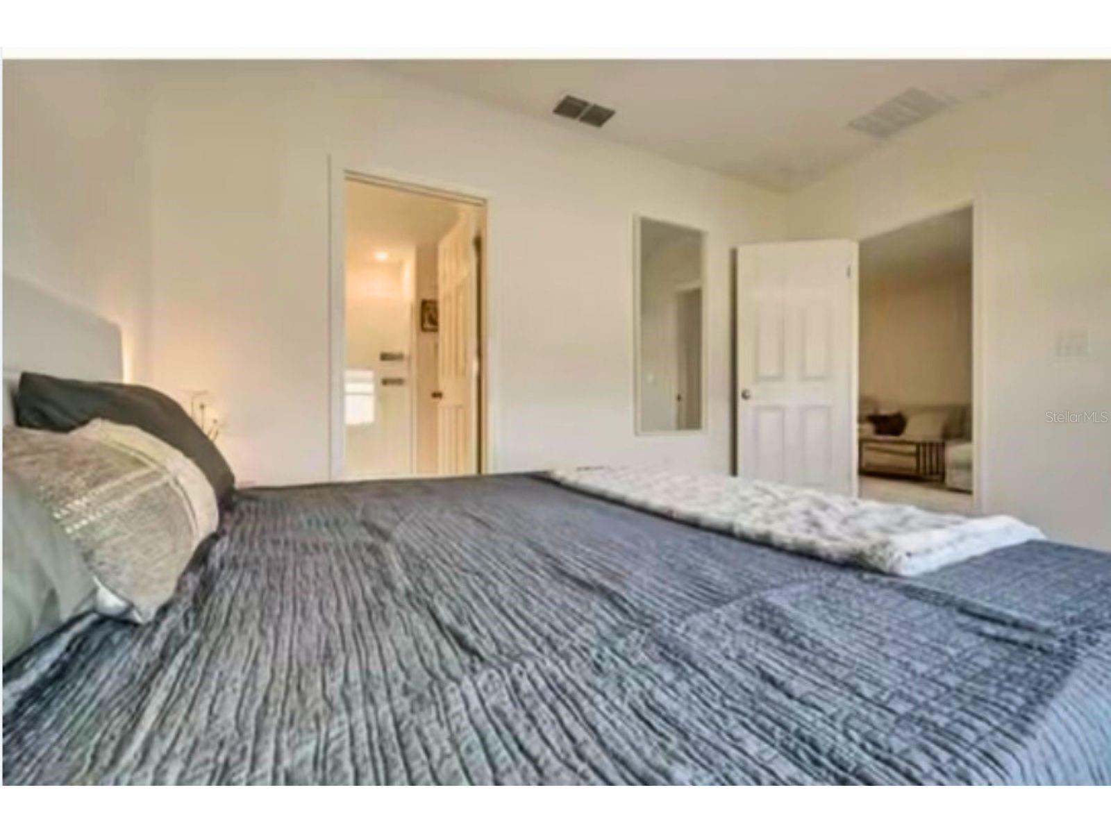 Image 7 of 10 For 6952 Church Lake Street