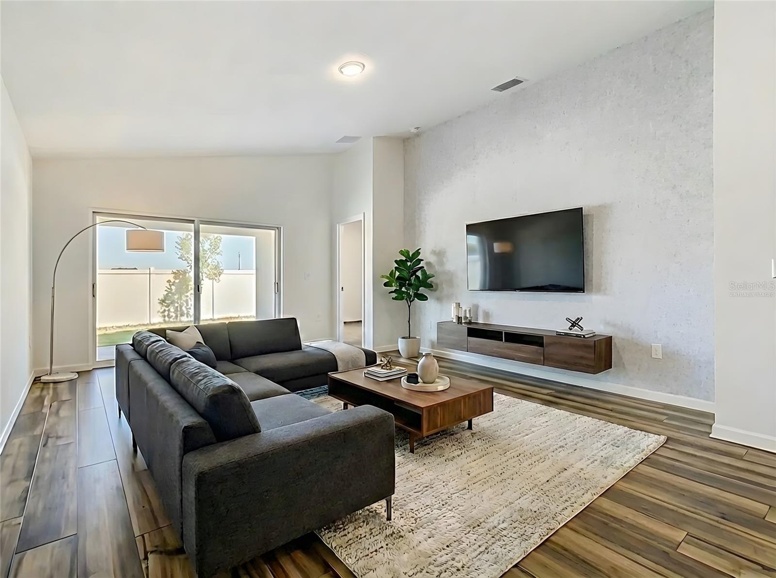 Image 13 of 33 For 4711 Rolling Lake Lane