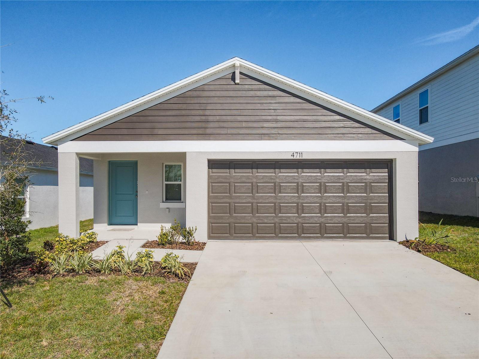 Image 2 of 33 For 4711 Rolling Lake Lane