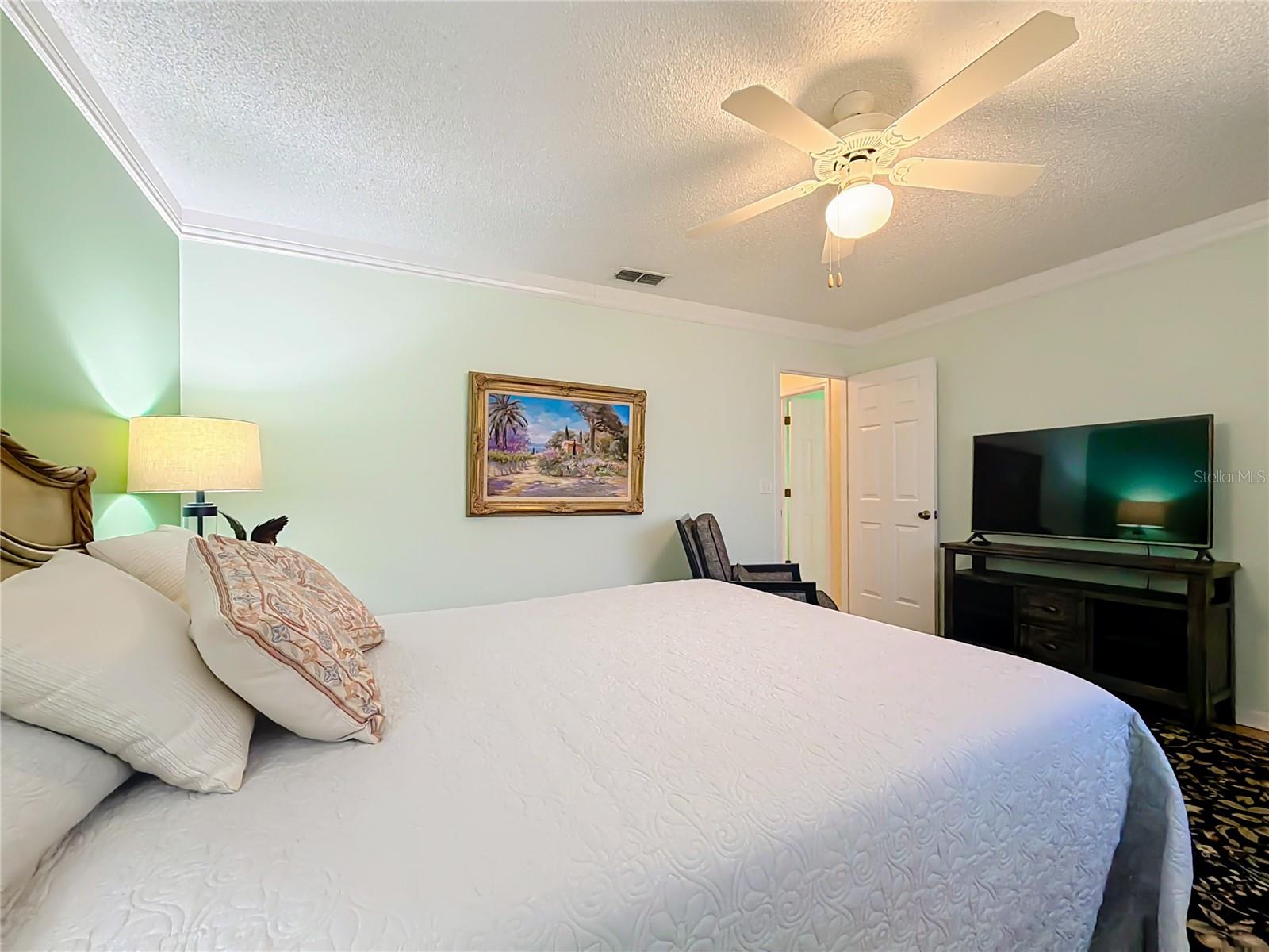 Image 23 of 40 For 9826 178th Lane