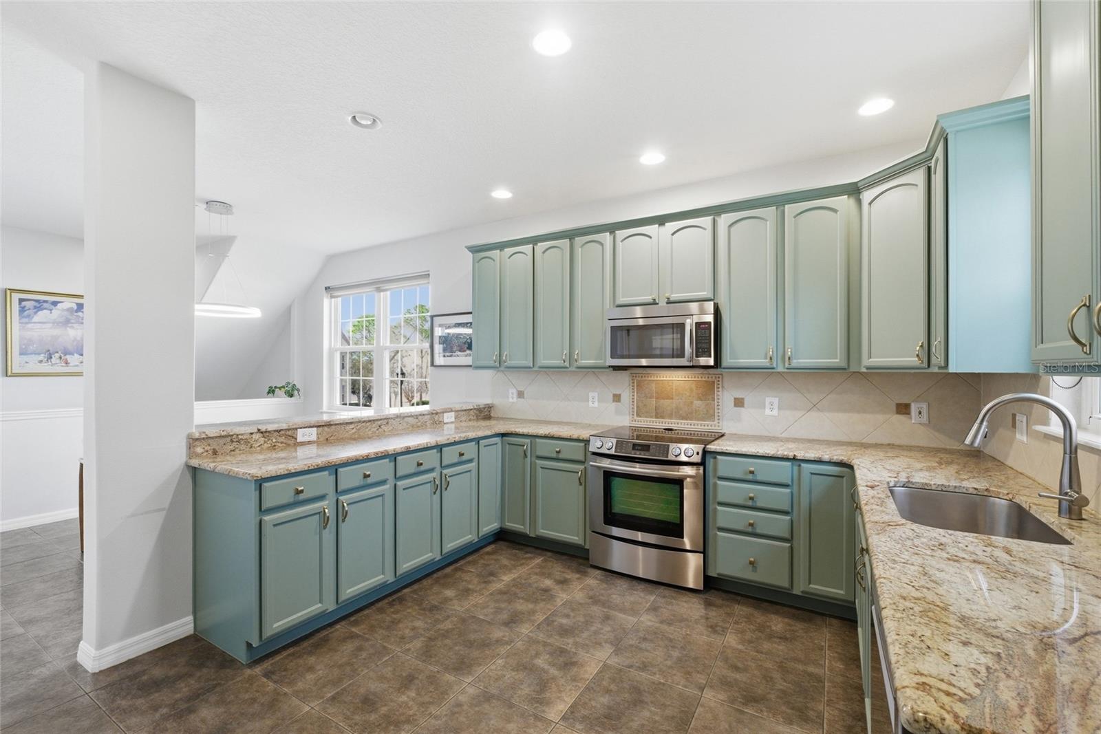 Image 5 of 54 For 161 Nautica Mile Drive