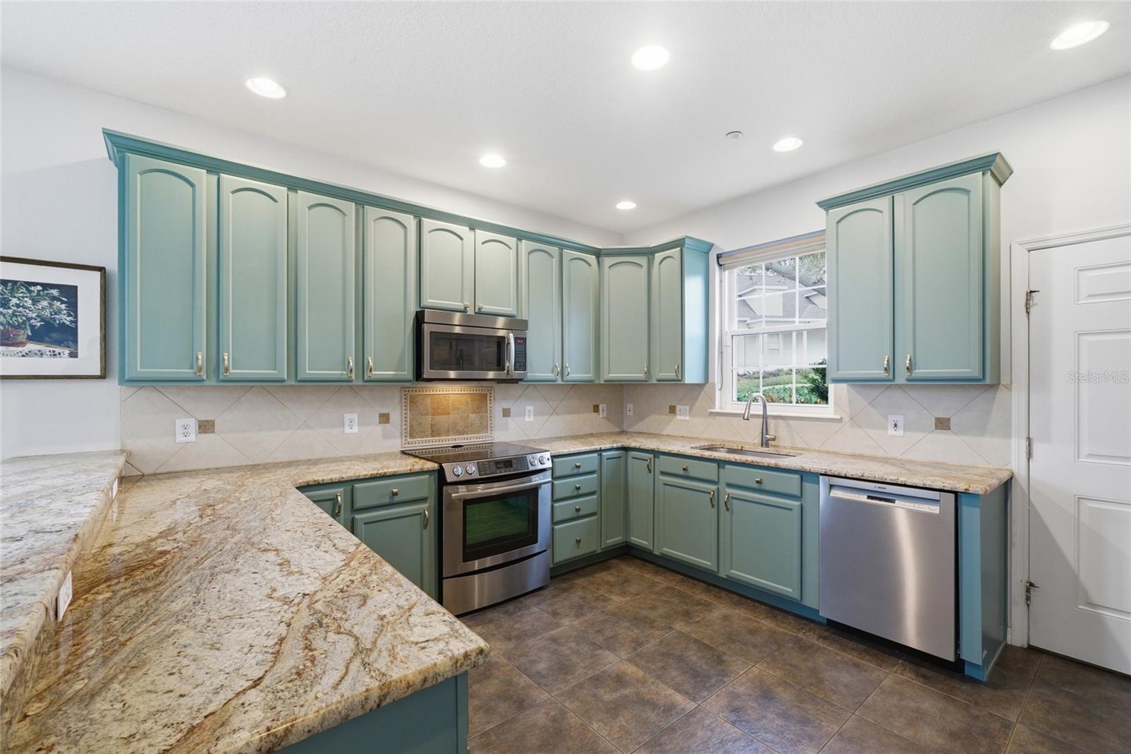 Image 6 of 54 For 161 Nautica Mile Drive