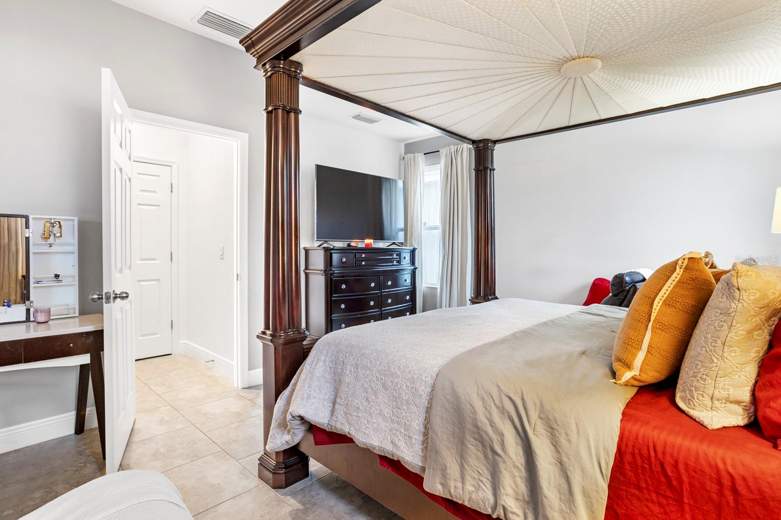 Image 22 of 47 For 1408 Shira Road