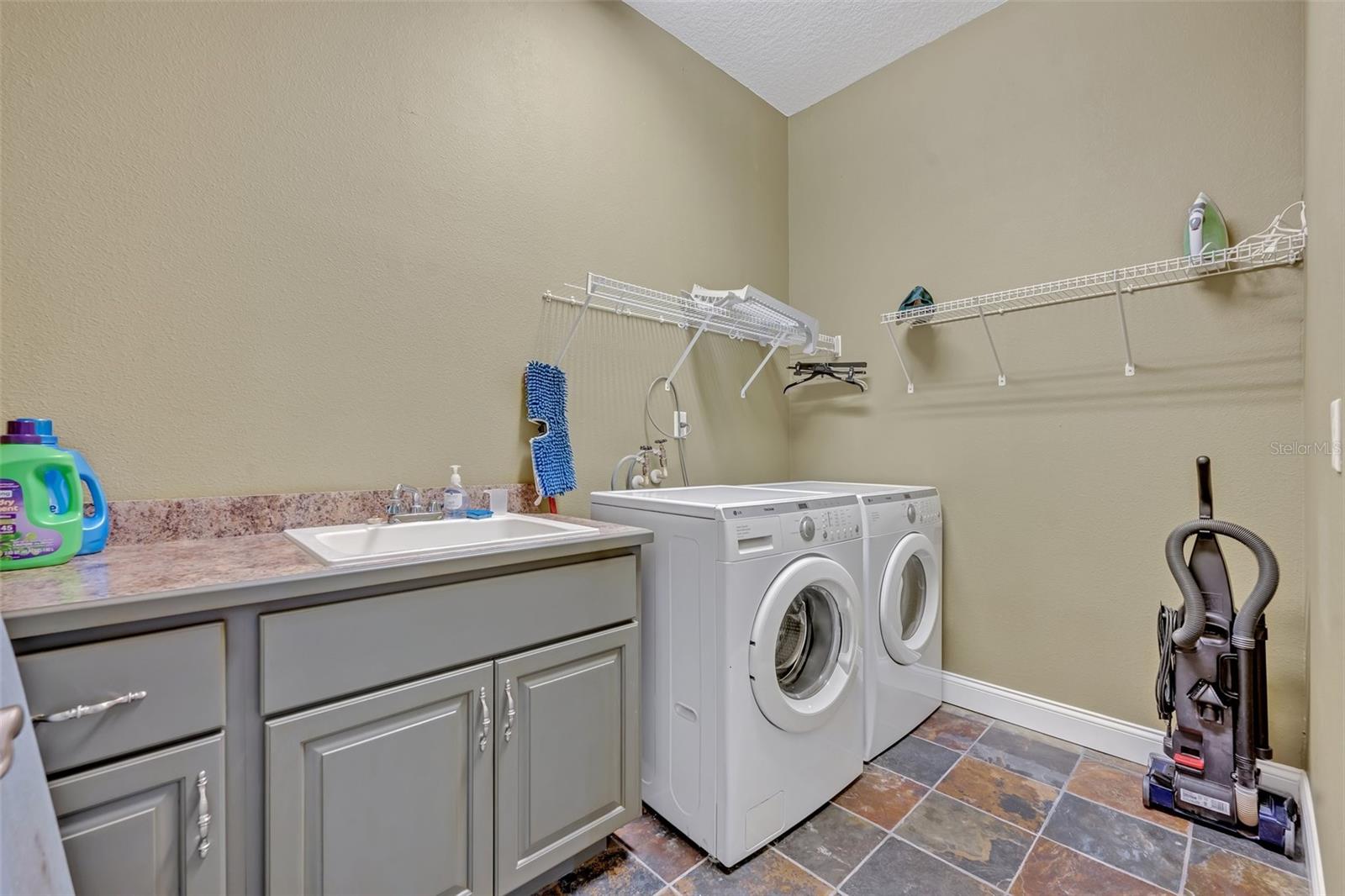 Image 40 of 81 For 15001 Green Valley Boulevard