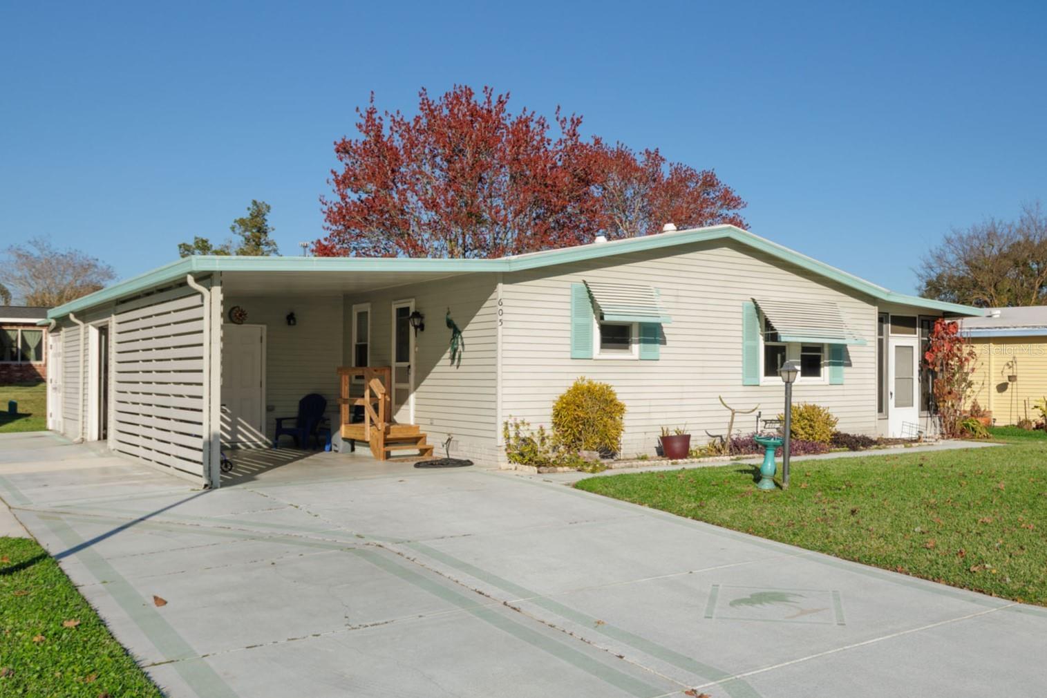 Details for 605 Rainbow Boulevard, LADY LAKE, FL 32159