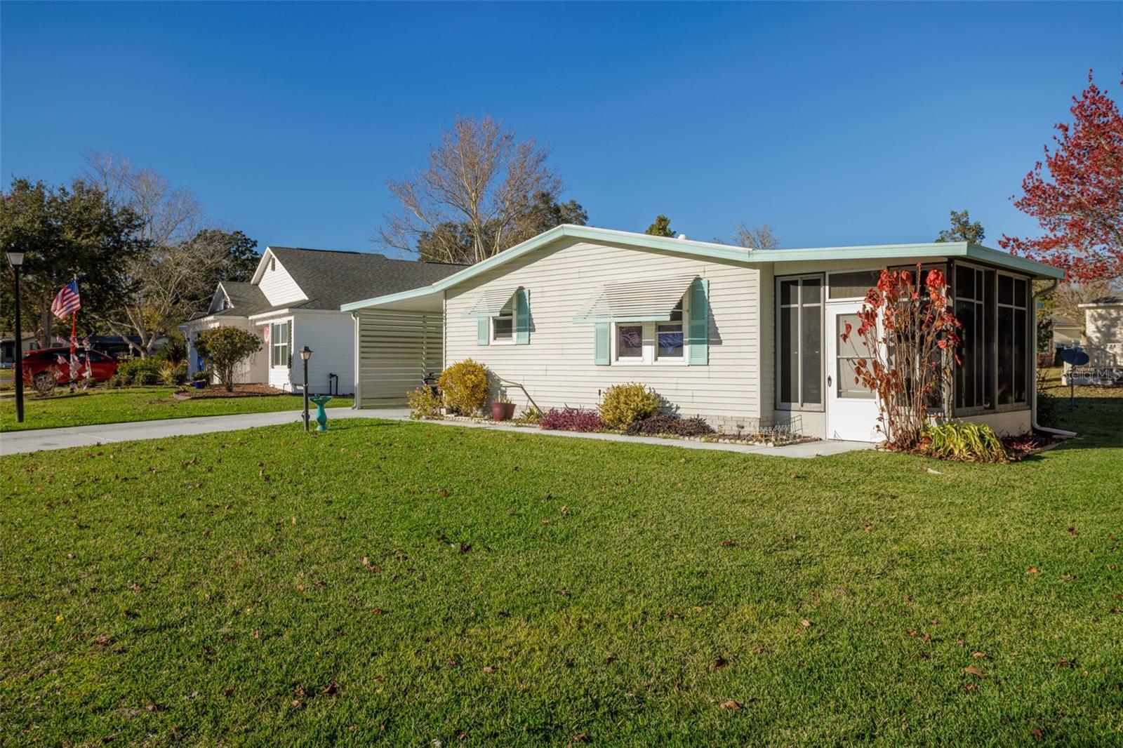 Image 16 of 27 For 605 Rainbow Boulevard