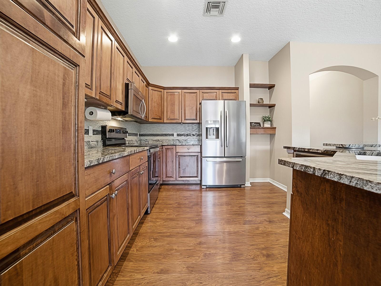 Image 14 of 64 For 2652 Grand Island Shores Road