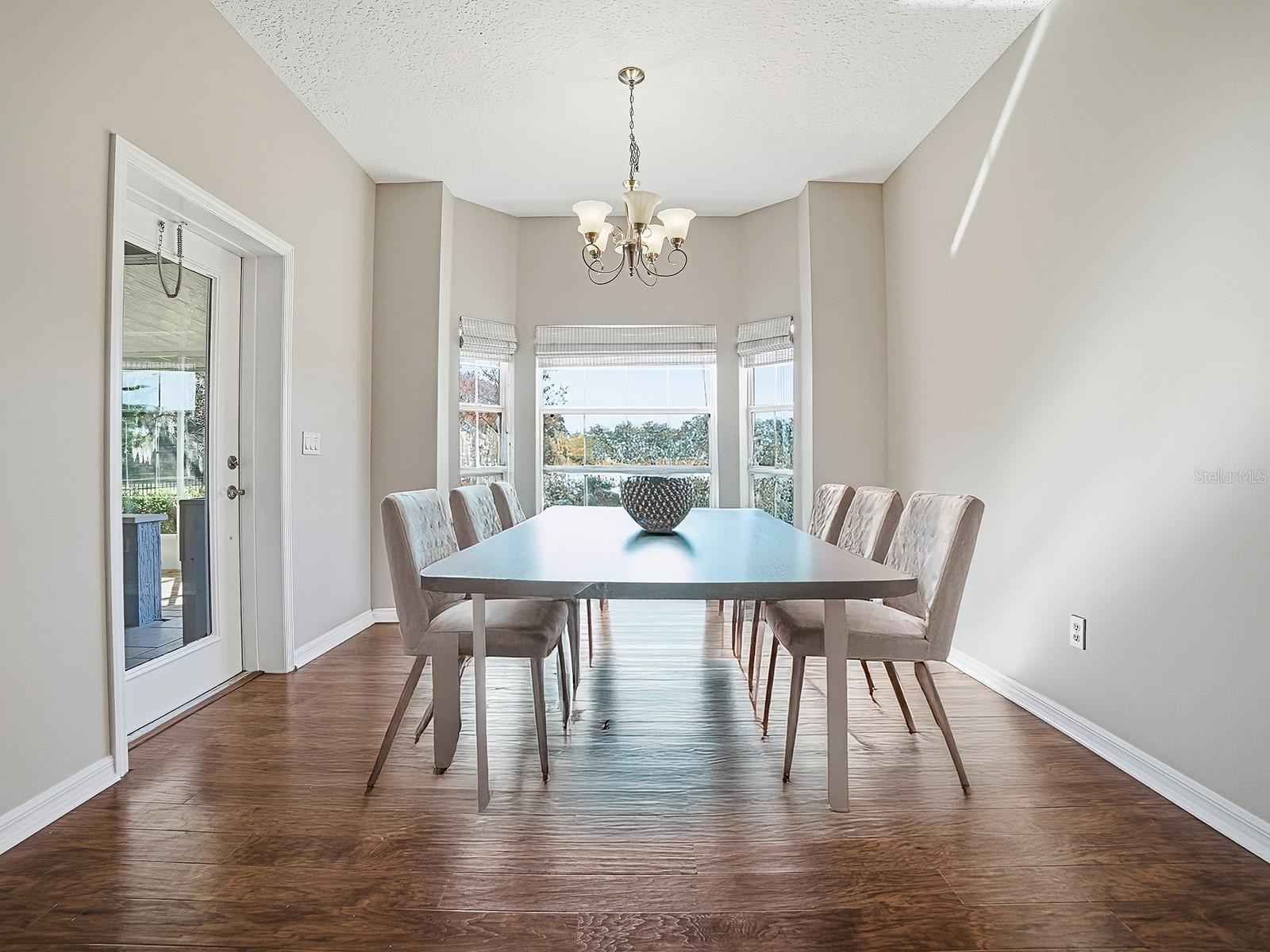 Image 16 of 64 For 2652 Grand Island Shores Road