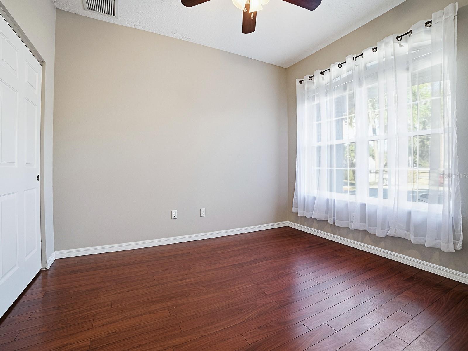 Image 28 of 64 For 2652 Grand Island Shores Road