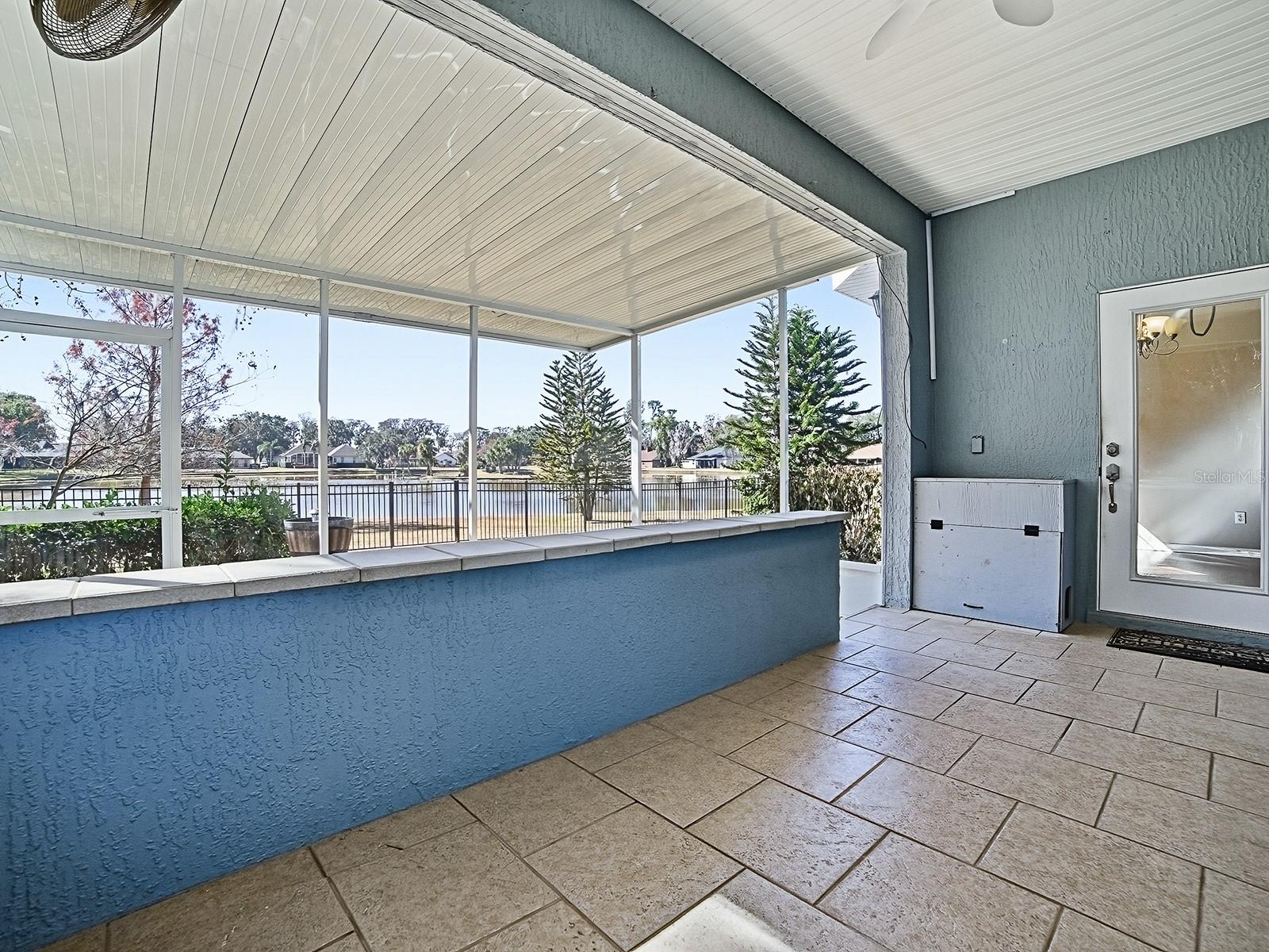 Image 39 of 64 For 2652 Grand Island Shores Road