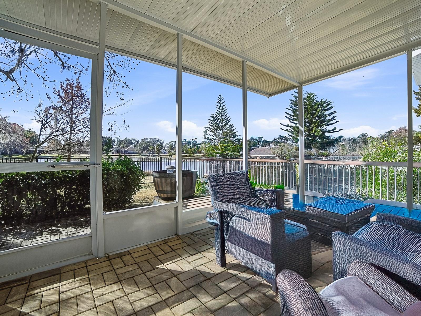 Image 41 of 64 For 2652 Grand Island Shores Road