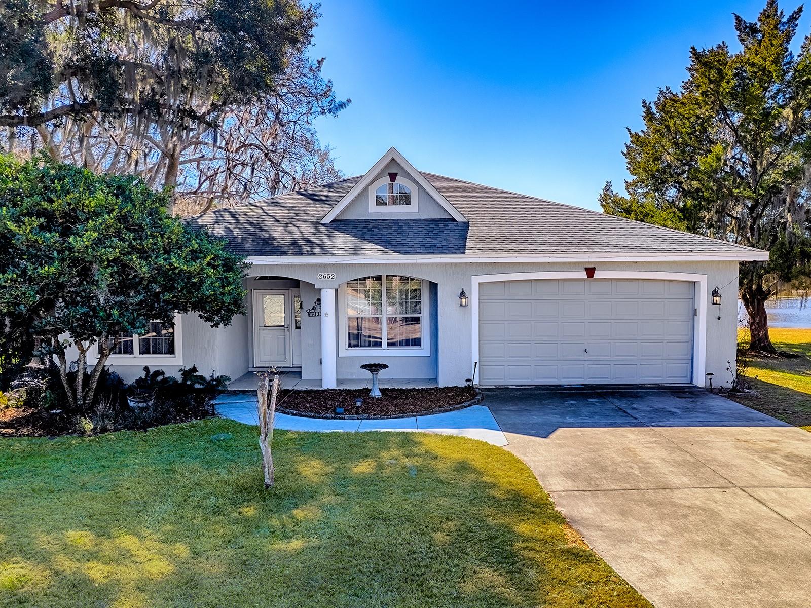 Image 5 of 64 For 2652 Grand Island Shores Road