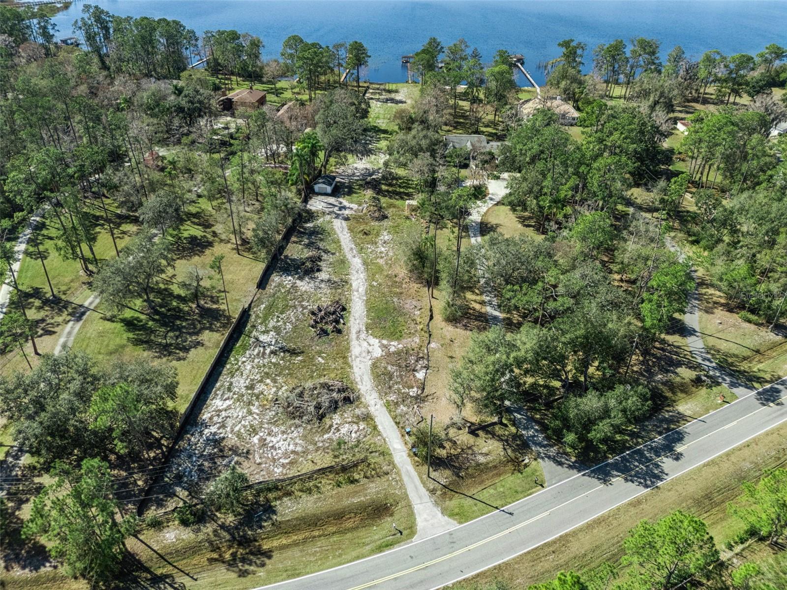 Image 16 of 30 For 12518 Lake Mary Jane Road