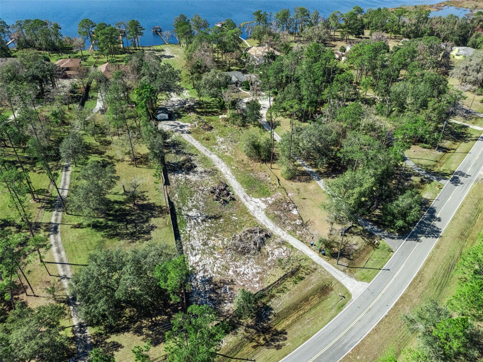 Image 18 of 30 For 12518 Lake Mary Jane Road