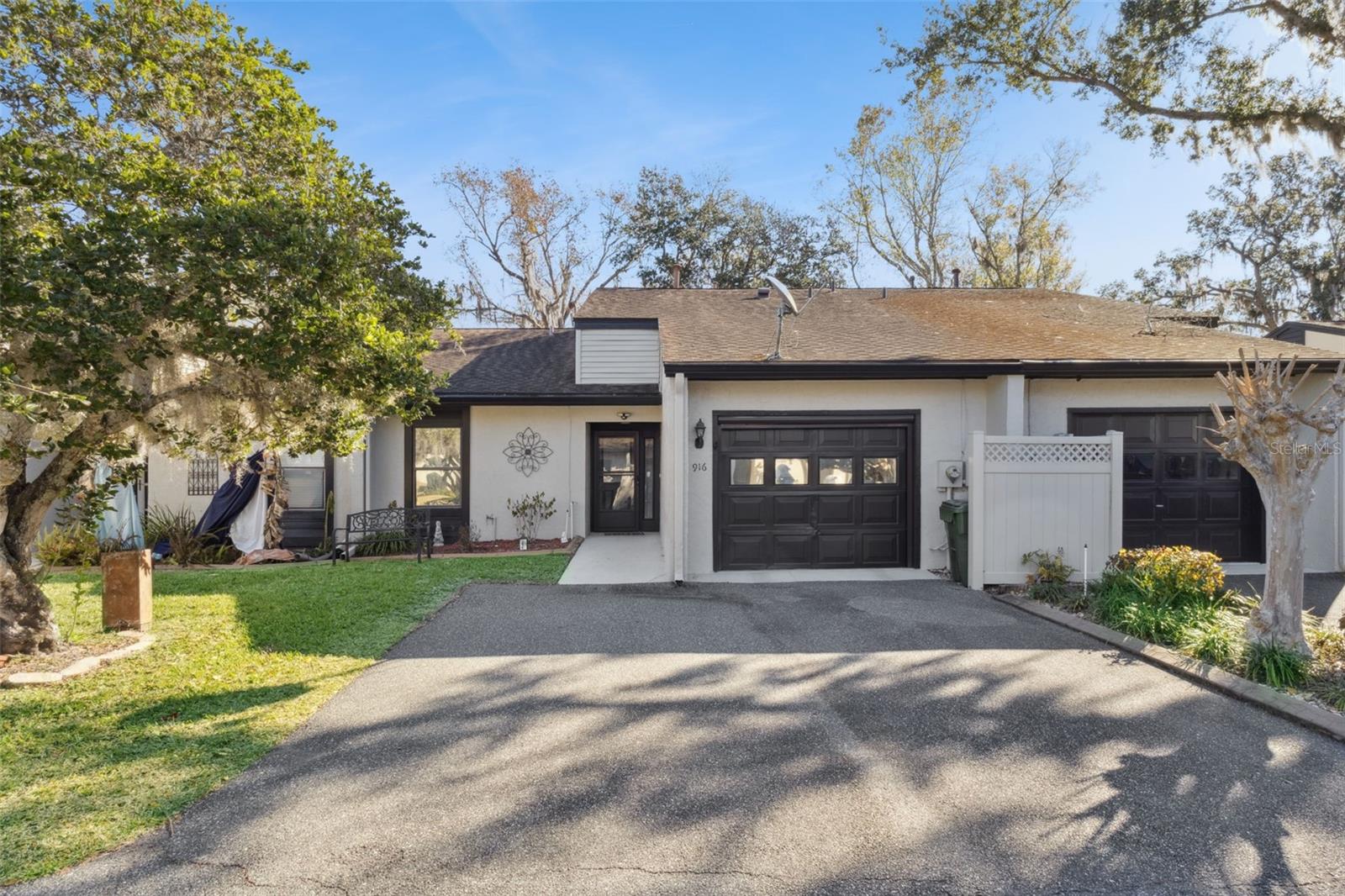 Details for 916 Belle Oak Drive, LEESBURG, FL 34748