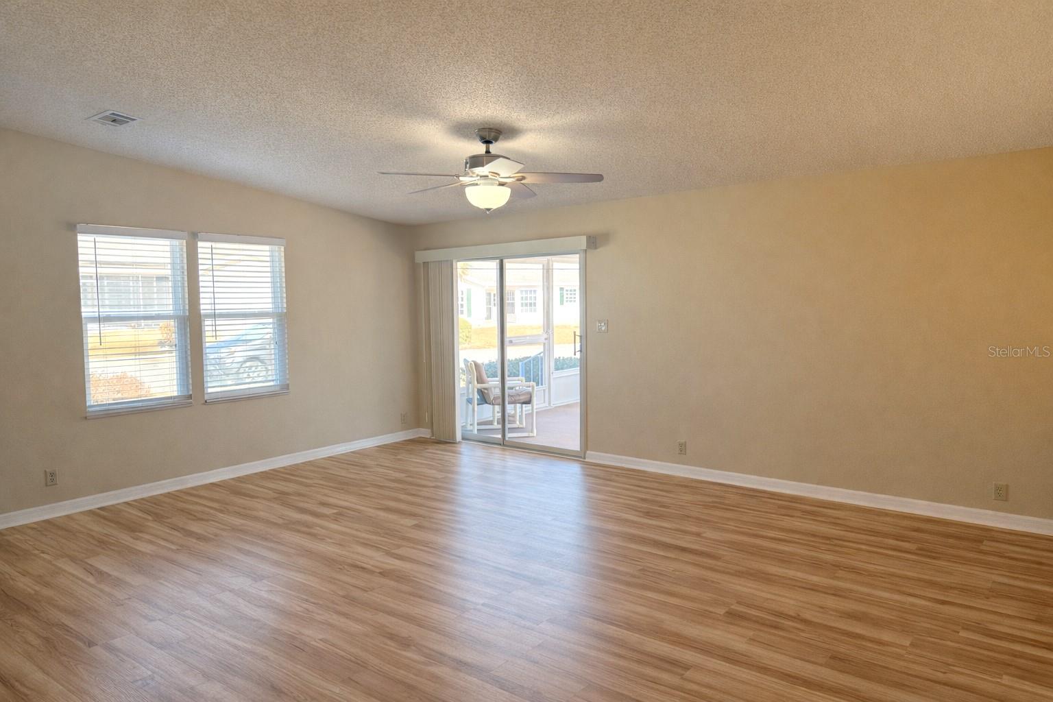 Image 6 of 27 For 25308 Casa Del Lago Lane