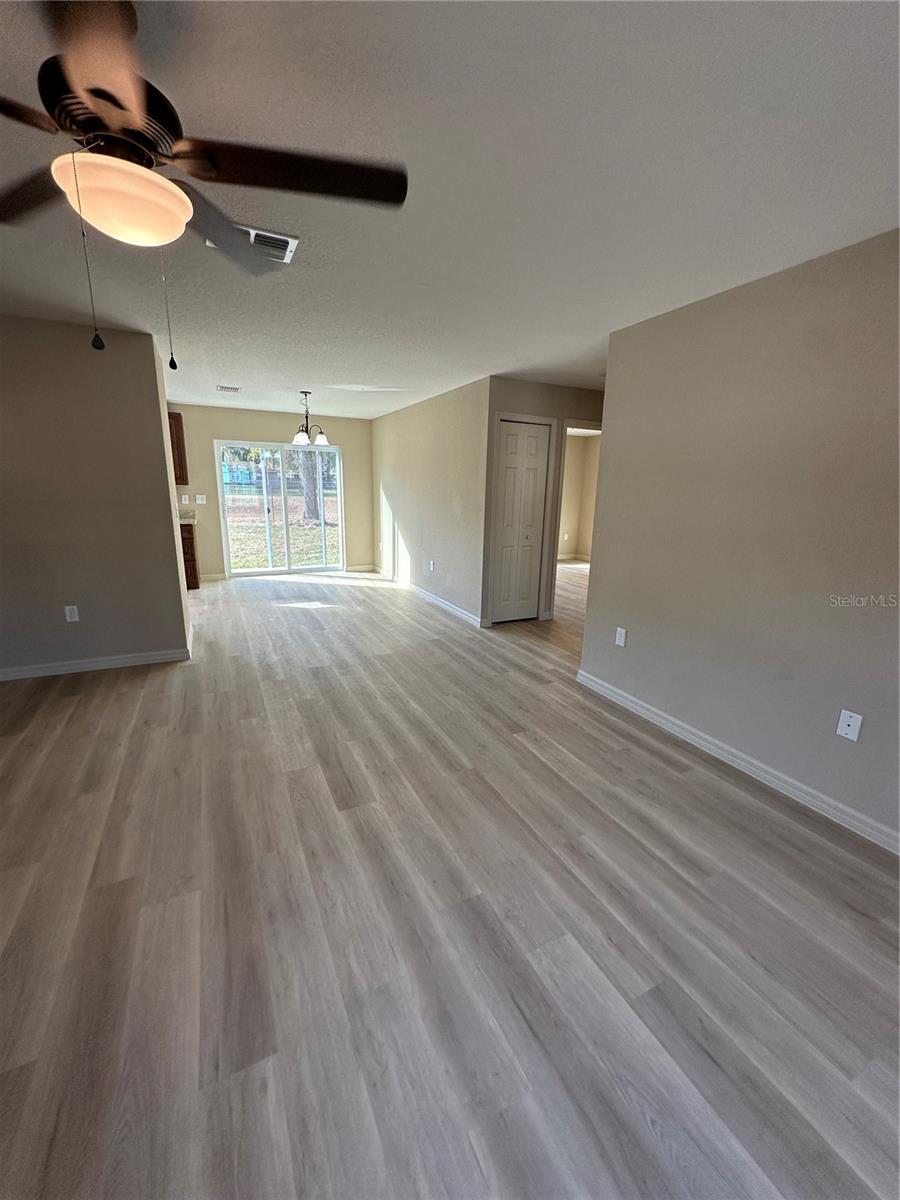 Image 4 of 17 For 5632 57th Street