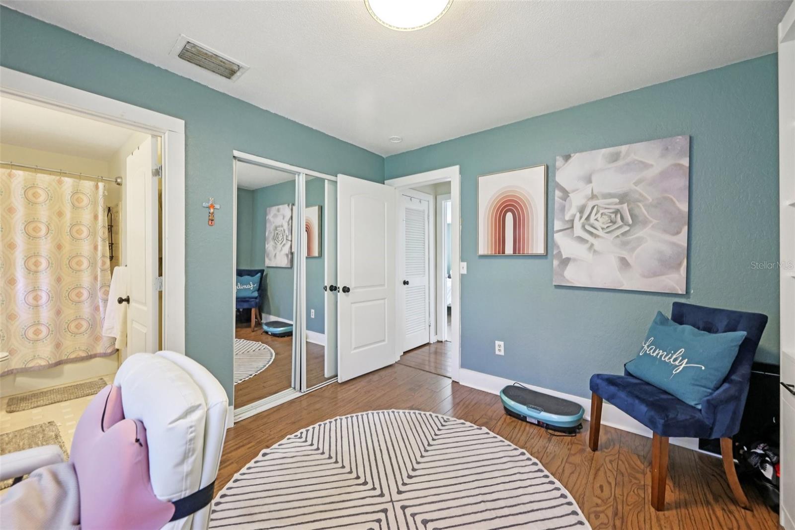 Image 28 of 40 For 1023 Morningside Drive