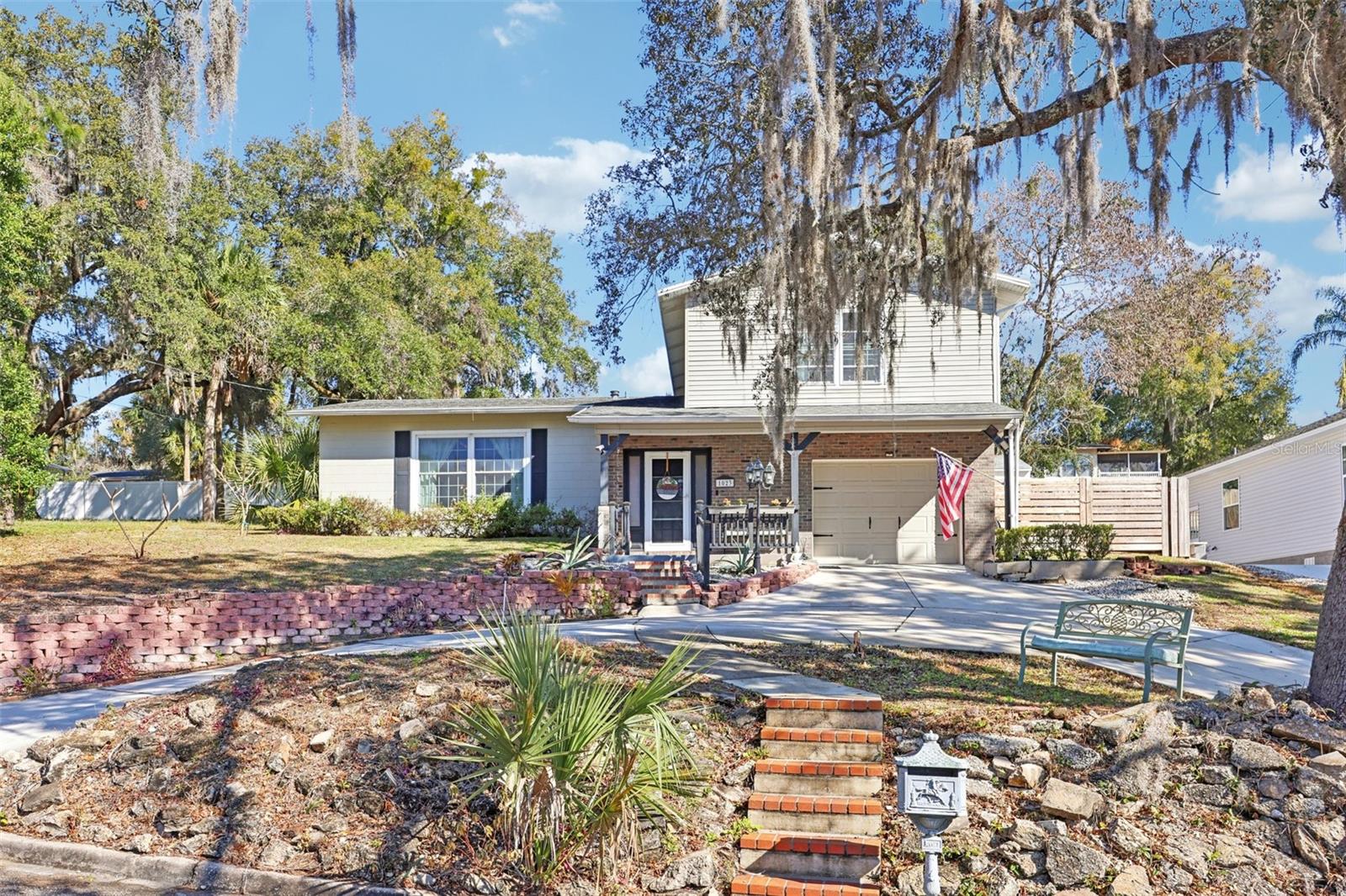 Image 5 of 40 For 1023 Morningside Drive