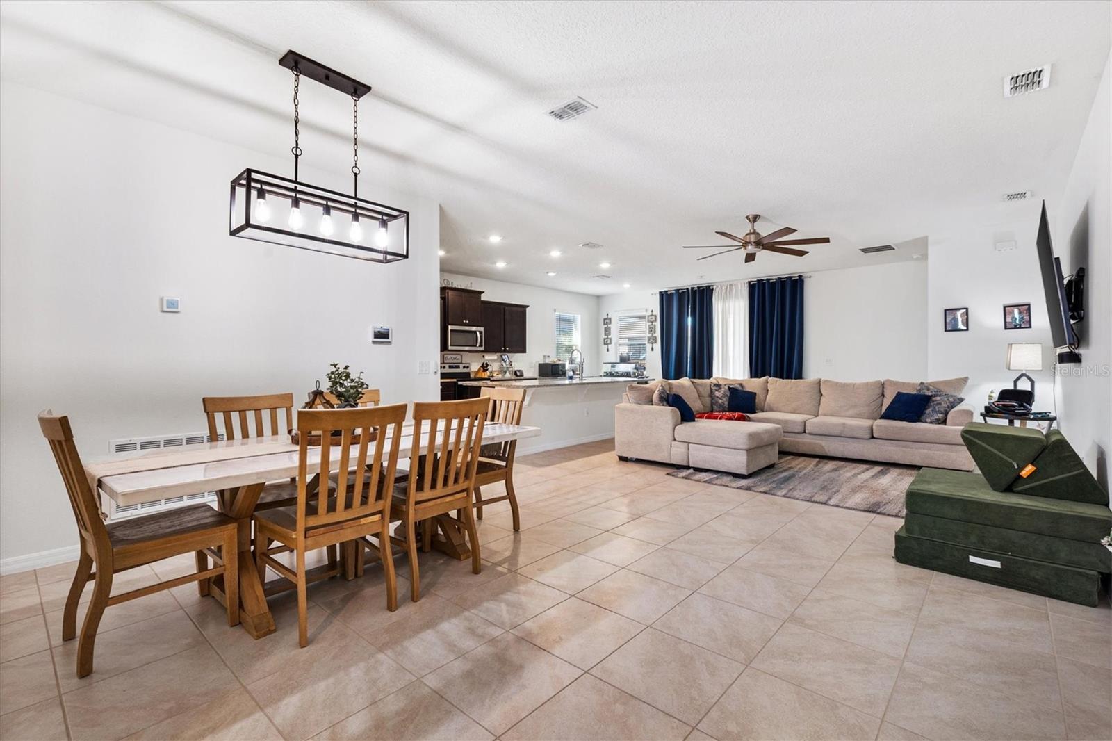 Image 2 of 19 For 5470 Sunshine Drive