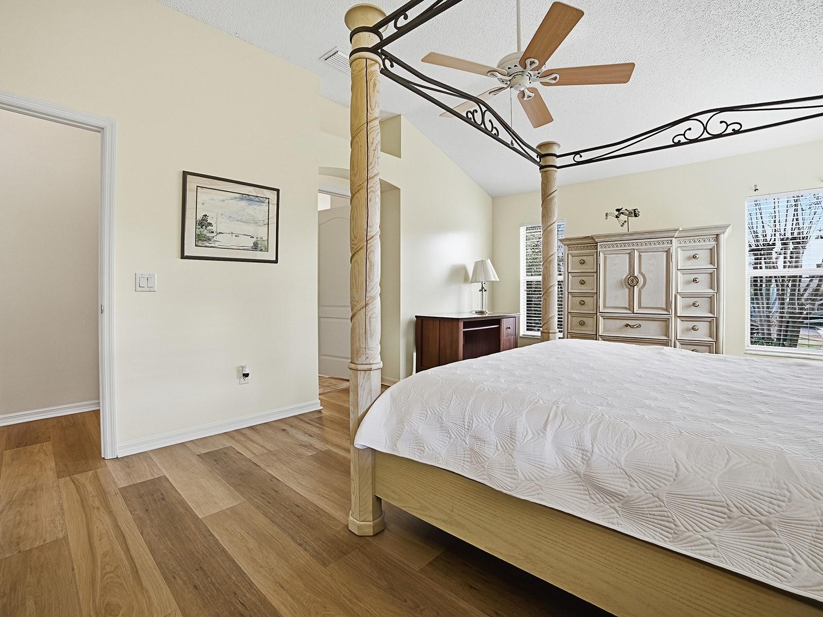 Image 14 of 43 For 7240 172nd Hazelwood Loop