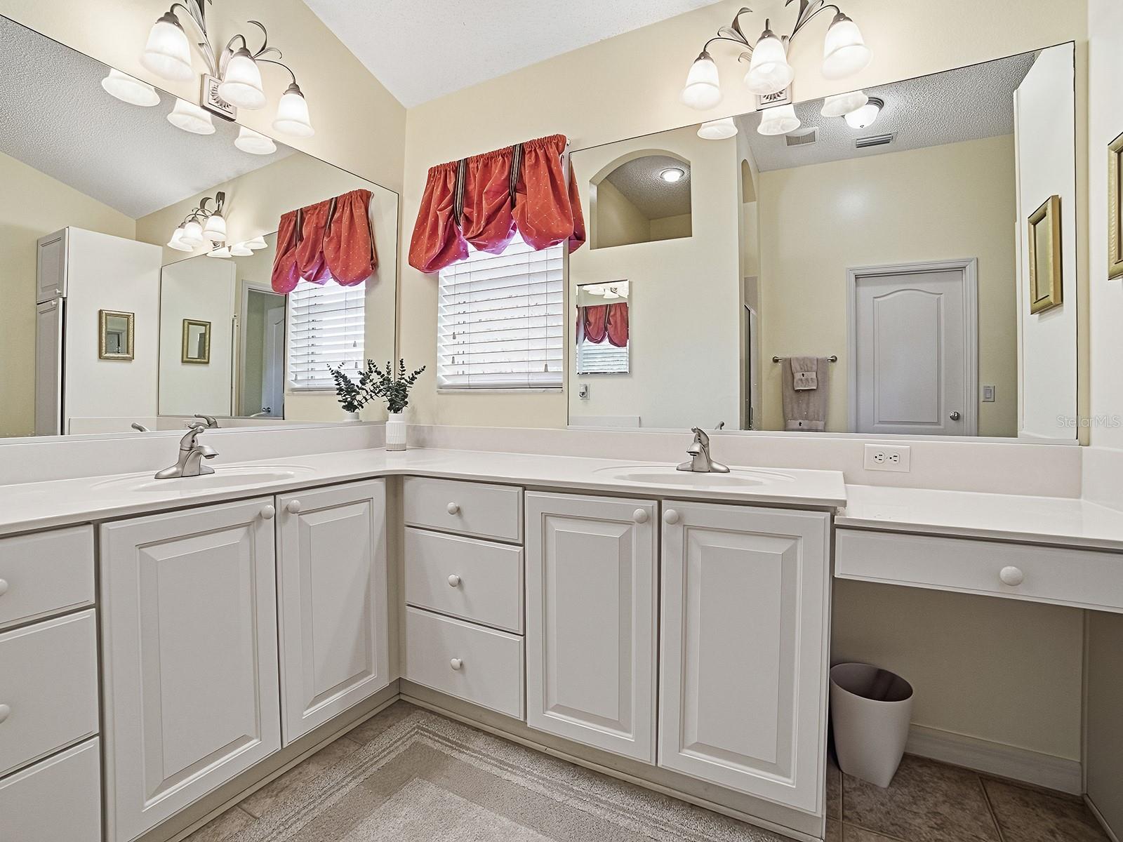 Image 17 of 43 For 7240 172nd Hazelwood Loop