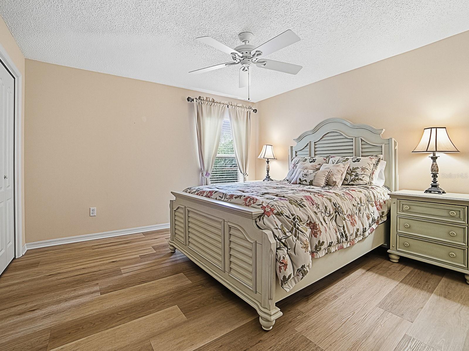 Image 22 of 43 For 7240 172nd Hazelwood Loop