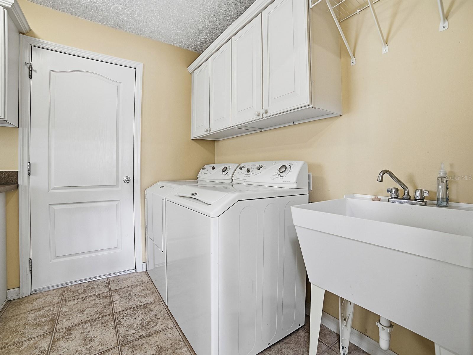 Image 32 of 43 For 7240 172nd Hazelwood Loop