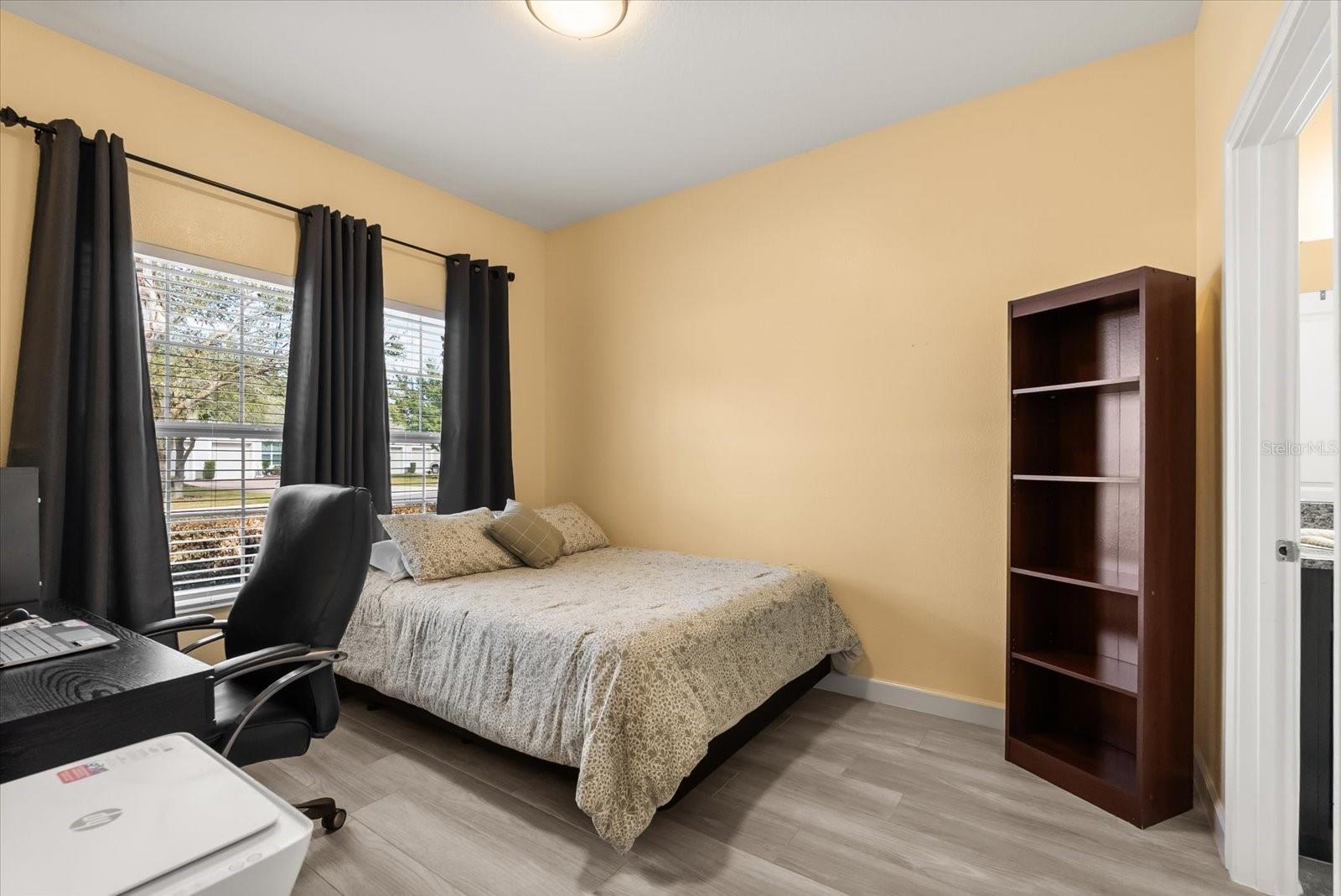 Image 6 of 28 For 3538 Fairwaters Court B