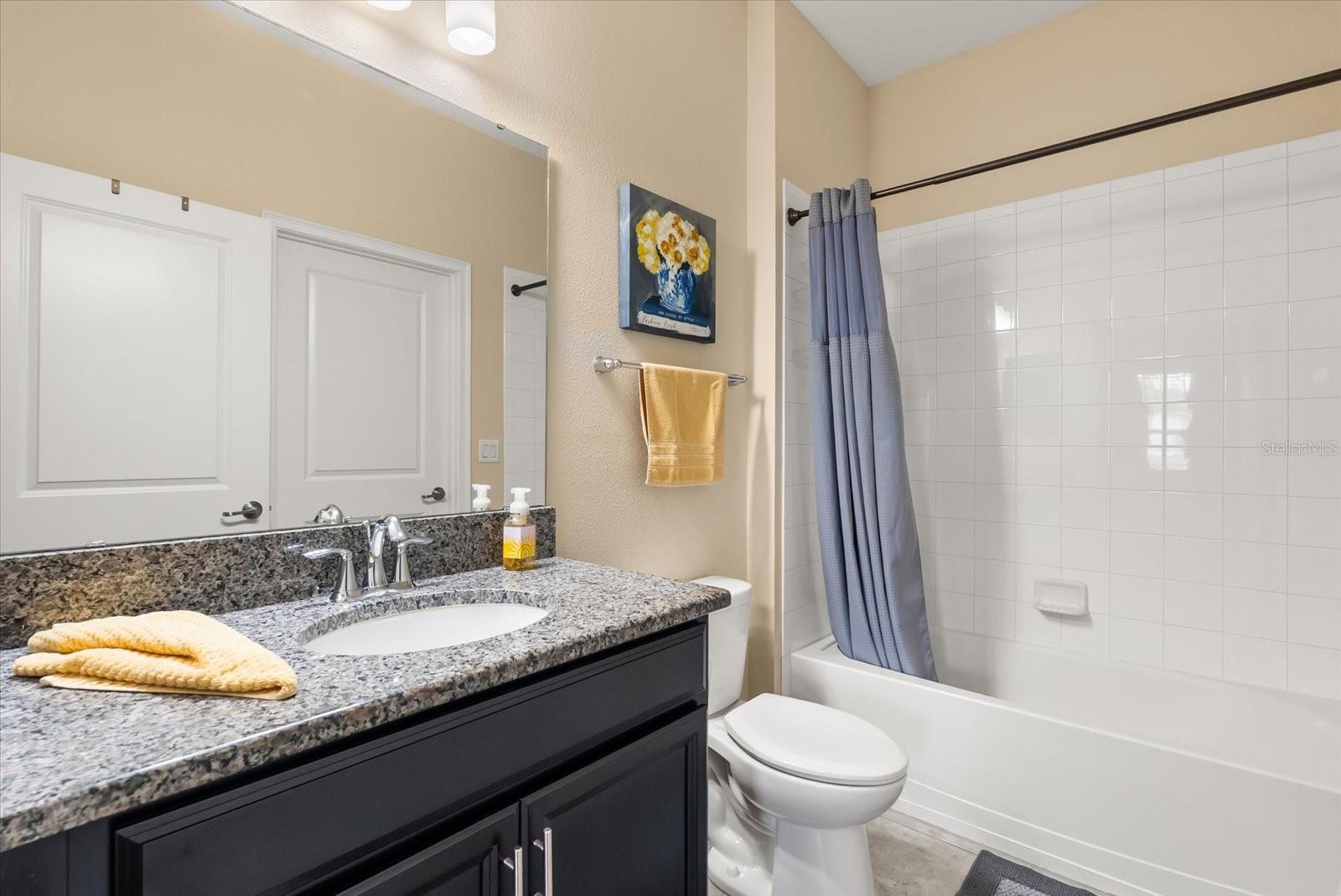 Image 8 of 28 For 3538 Fairwaters Court B