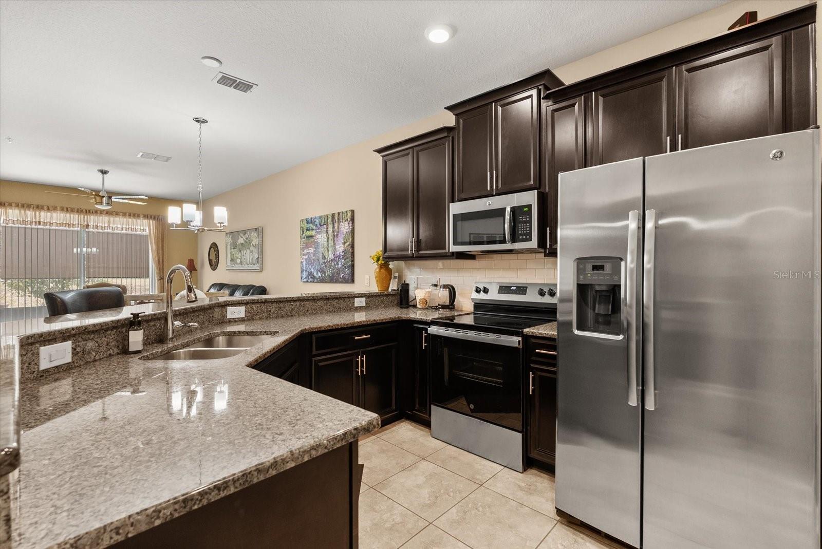 Image 9 of 28 For 3538 Fairwaters Court B