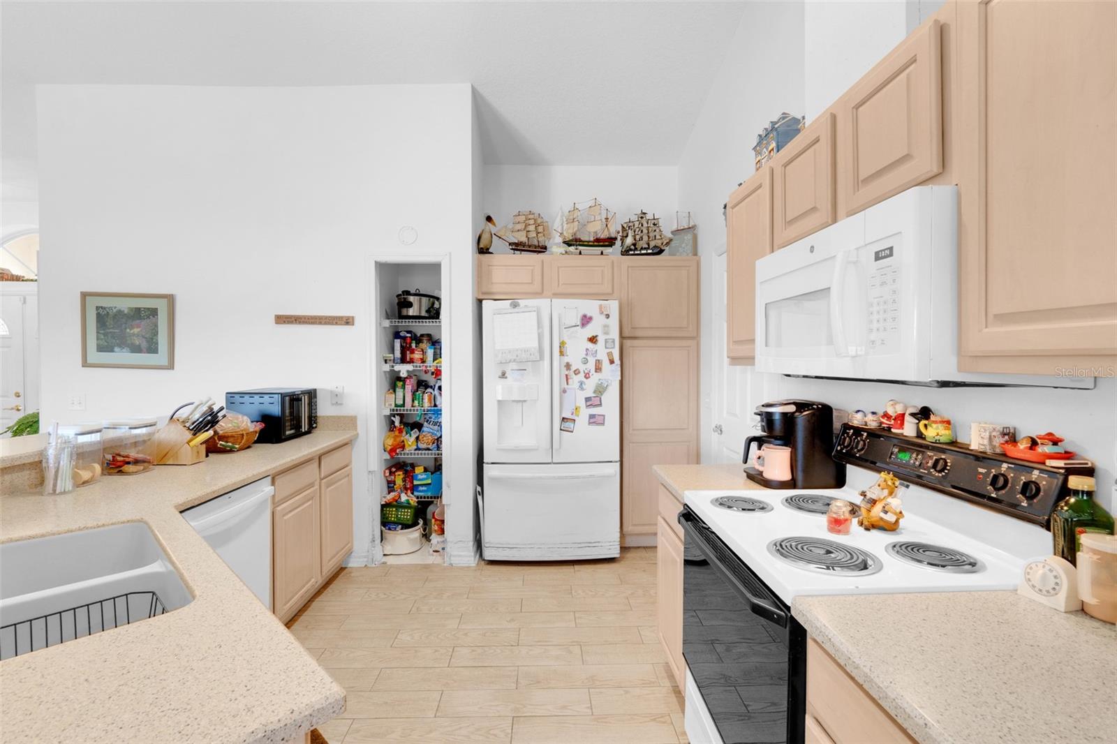 Image 10 of 46 For 16812 Rockwell Heights Lane