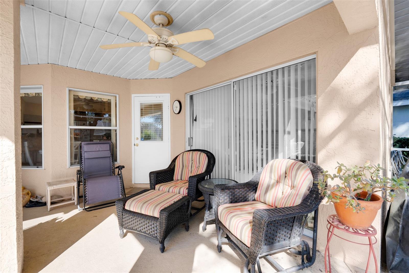 Image 28 of 46 For 16812 Rockwell Heights Lane