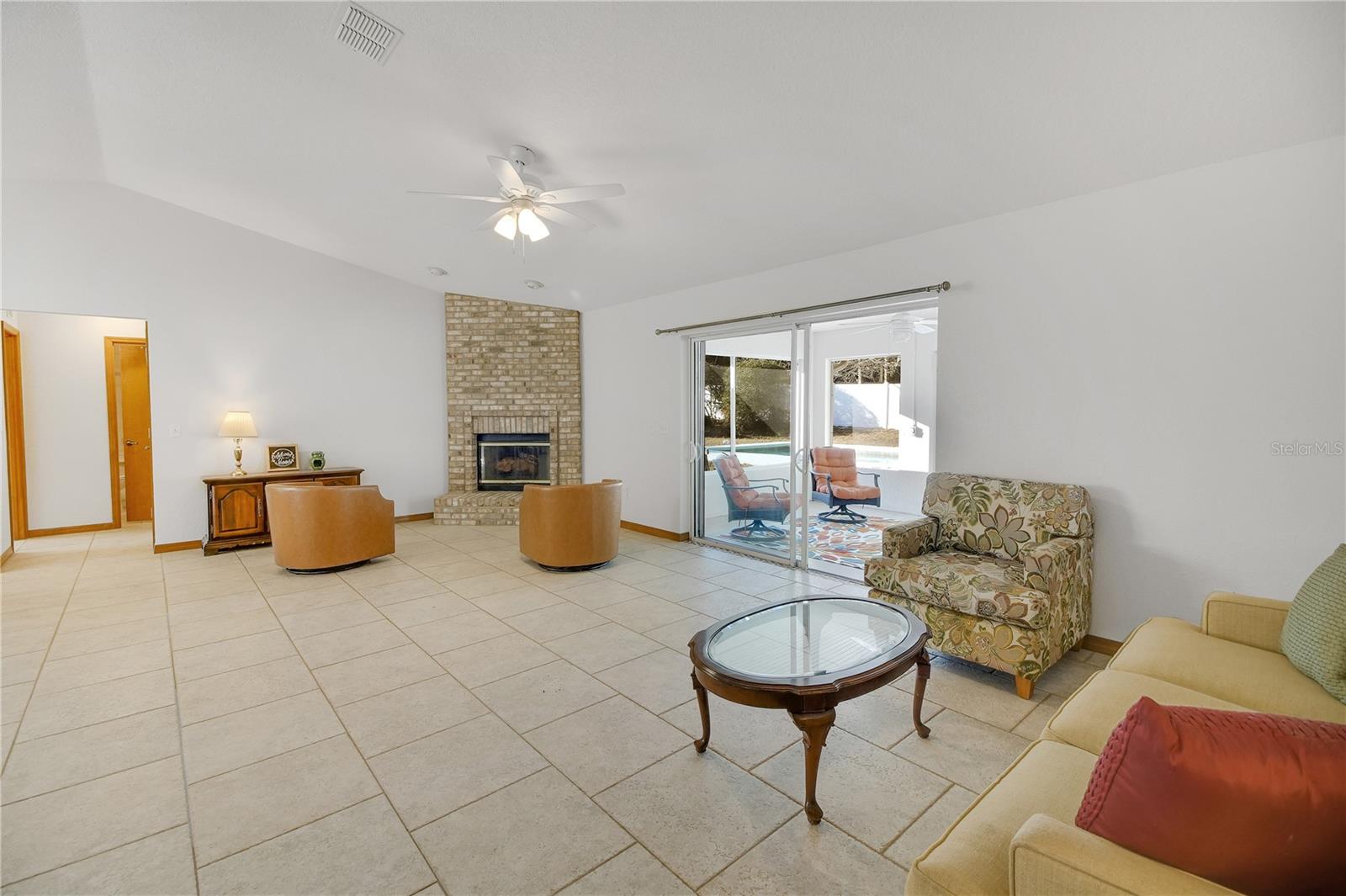 Image 23 of 44 For 4125 115th Street