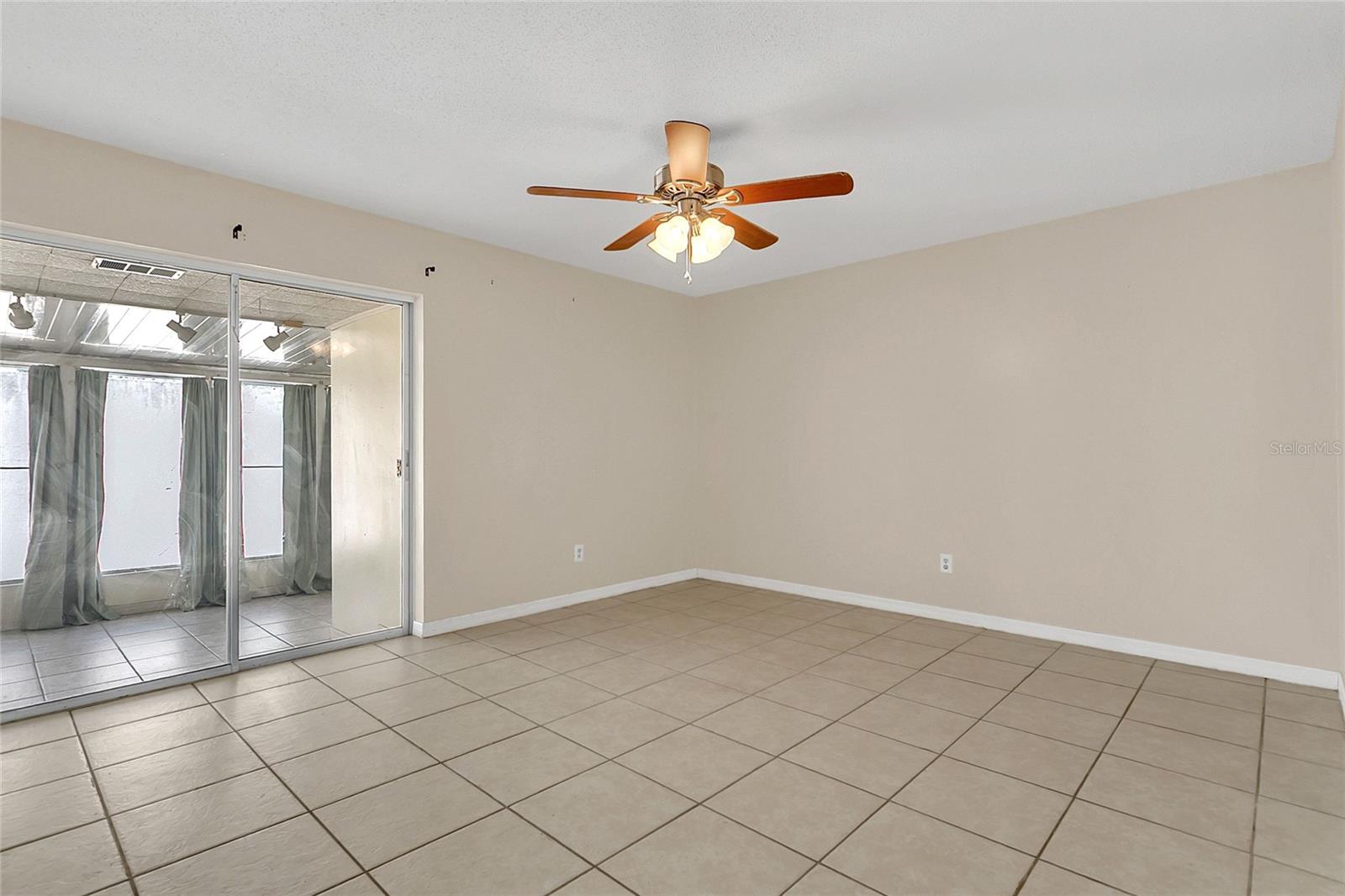 Image 15 of 24 For 561 Orange Street