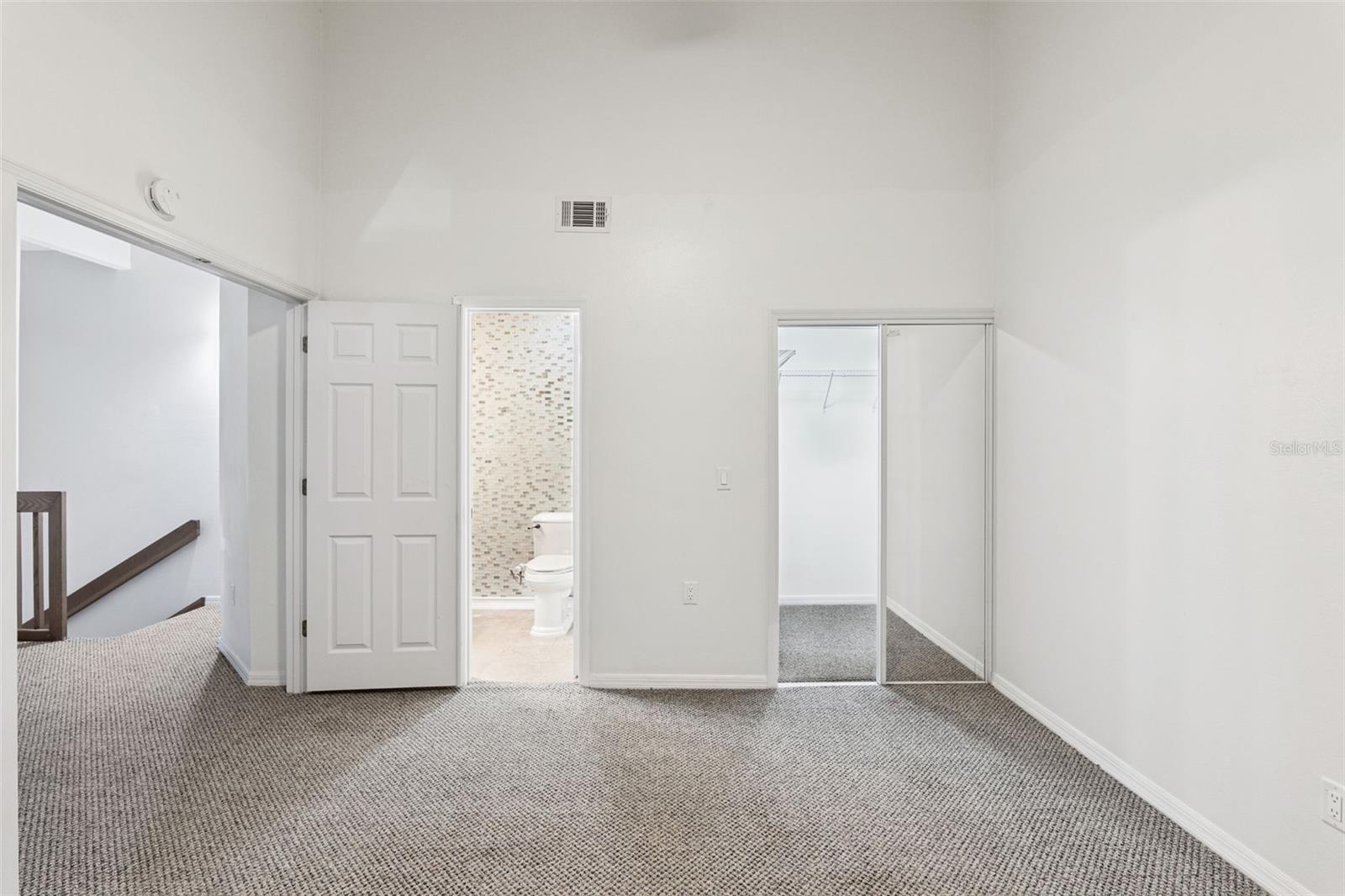 Image 13 of 21 For 625 Greencove Terrace 118