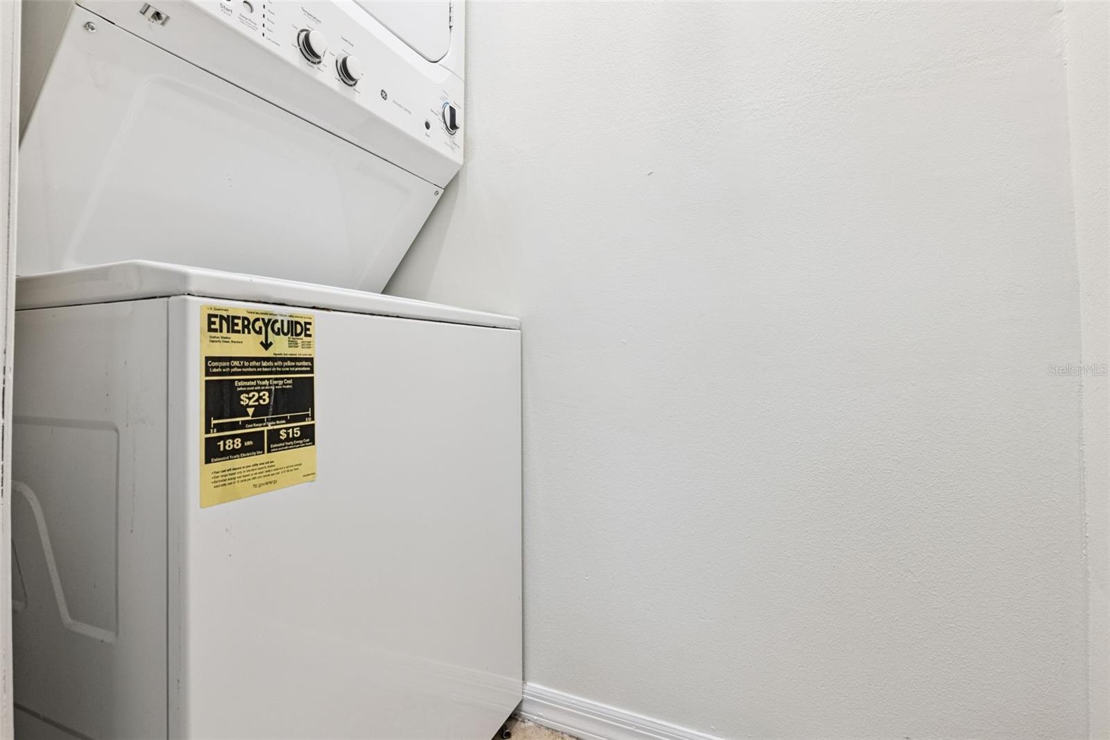 Image 18 of 21 For 625 Greencove Terrace 118