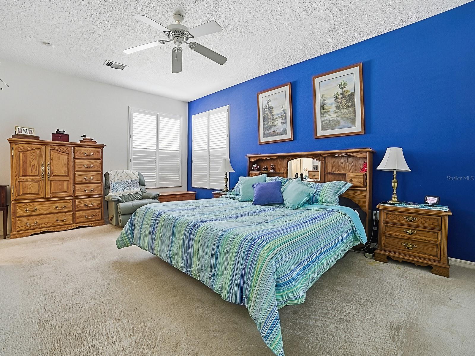 Image 17 of 37 For 33122 Meadow Side Court